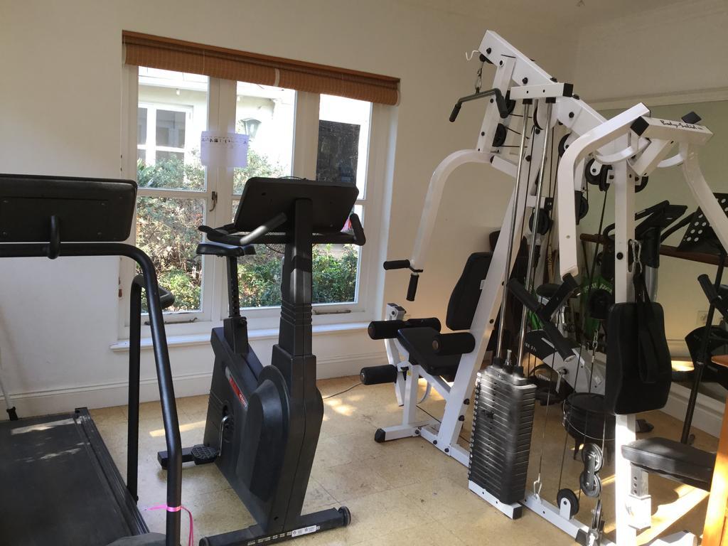 Atholanda Apartment โจฮันเนสเบิร์ก ภายนอก รูปภาพ